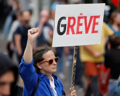 France Bracing for Major Protest Day Amid Deepening Political Crisis